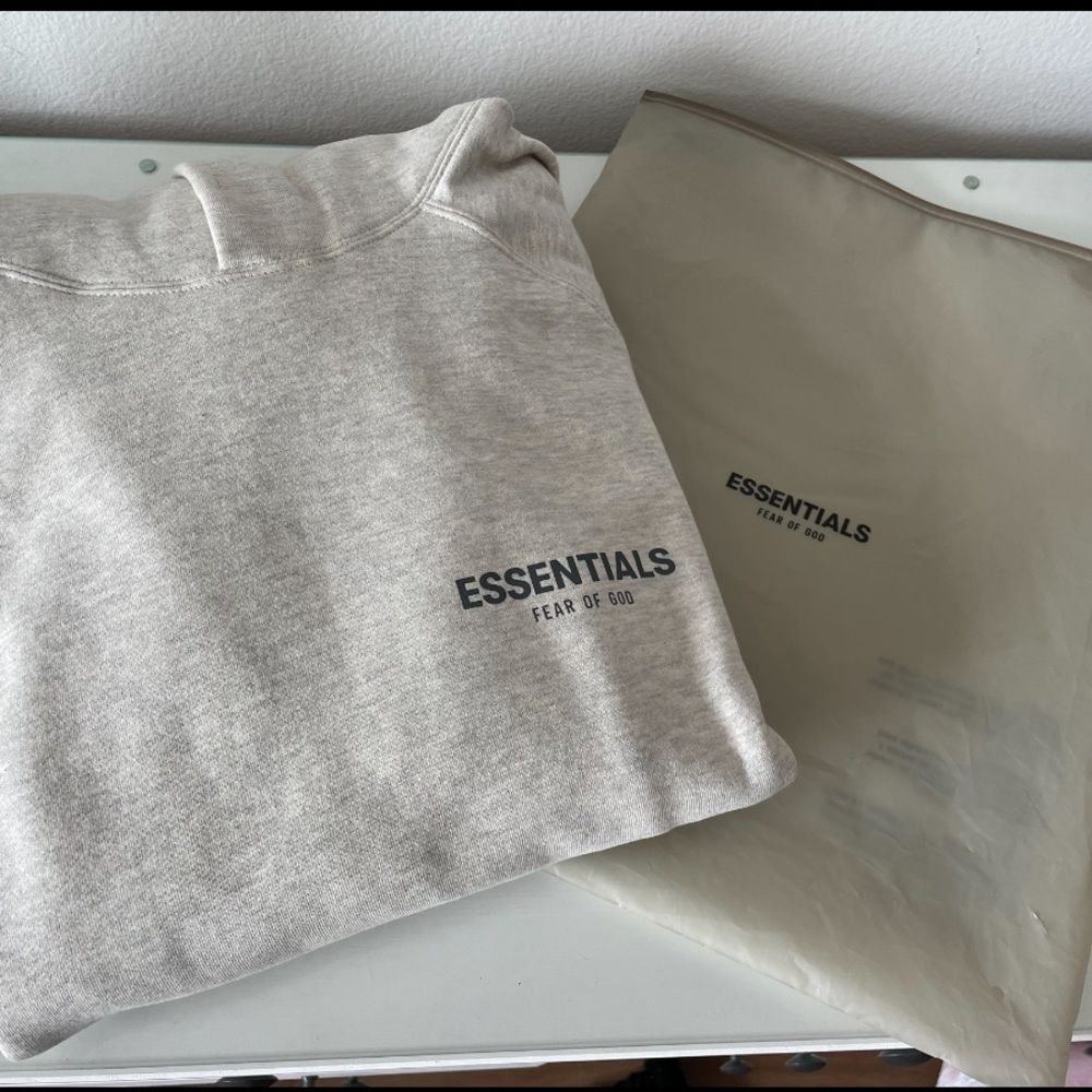 Oatmeal essentials hoodie size XL